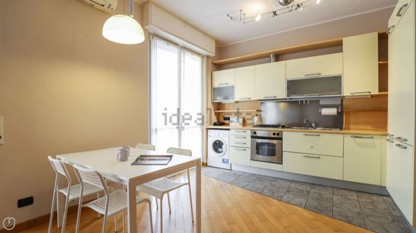 appartamento in affitto a Milano in zona Lorenteggio