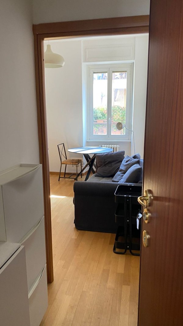 appartamento in affitto a Milano in zona Porta Genova