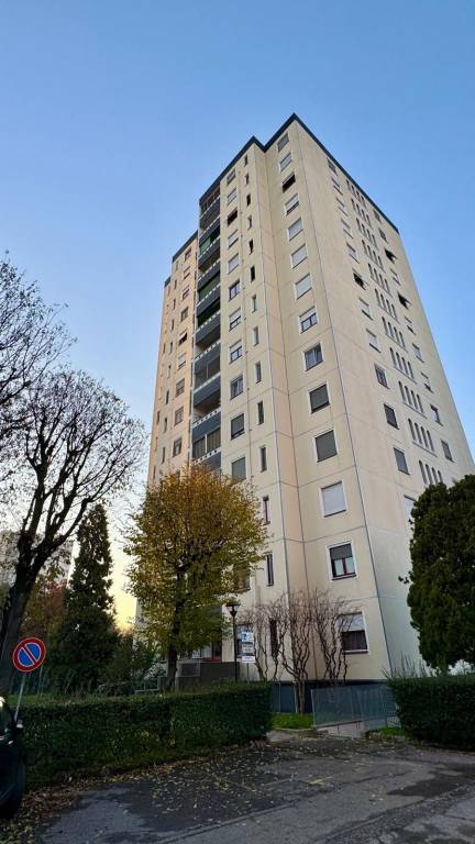 appartamento in affitto a Milano in zona Gallaratese