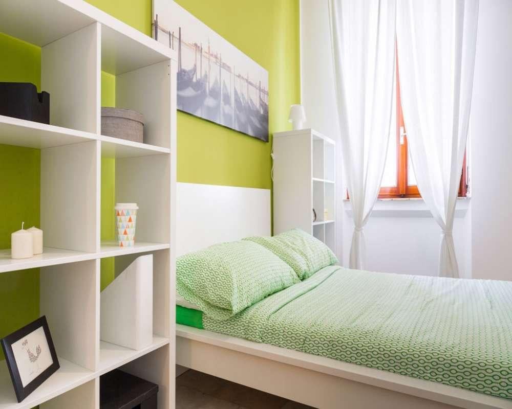 negozio in affitto a Milano in zona Lambrate