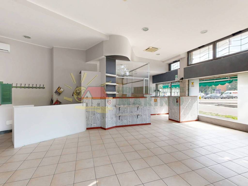 negozio in affitto a Milano