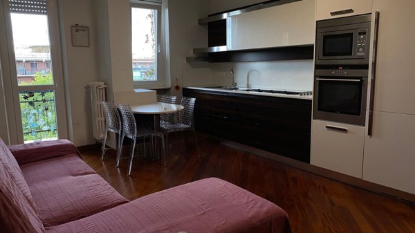 appartamento in affitto a Milano in zona Famagosta