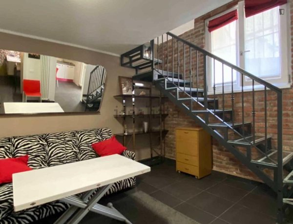 appartamento in affitto a Milano in zona Porta Genova