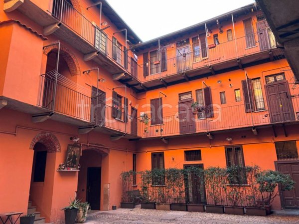 appartamento in affitto a Milano in zona Porta Genova