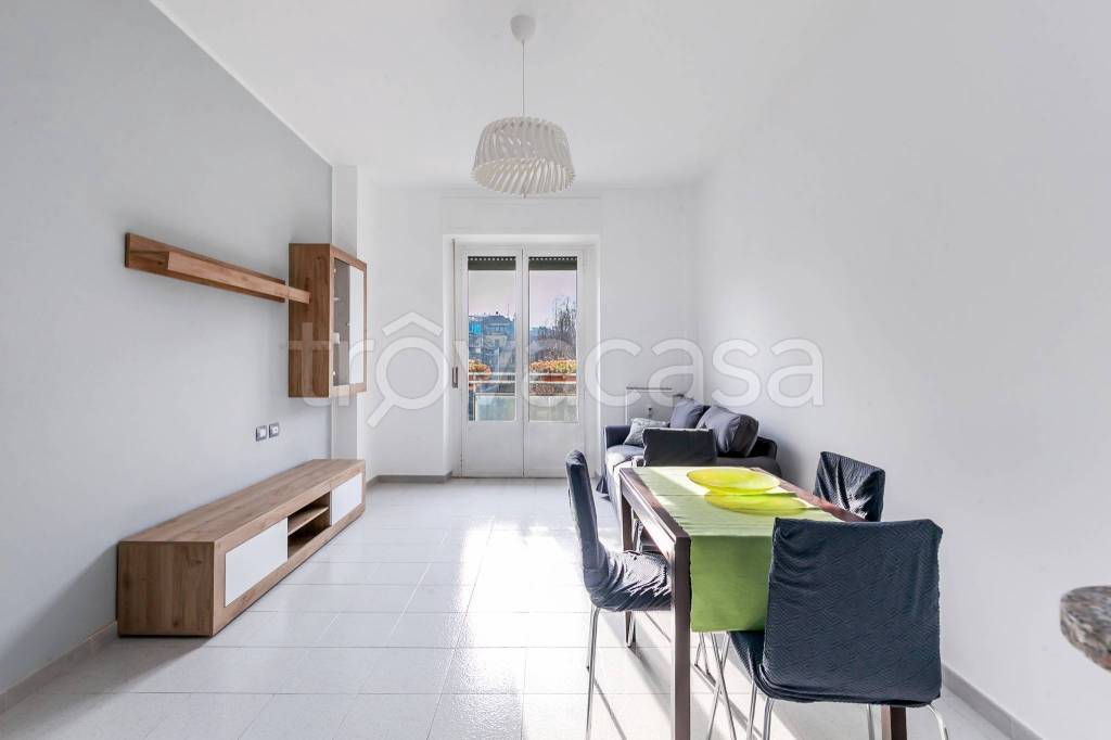 appartamento in affitto a Milano in zona Dergano