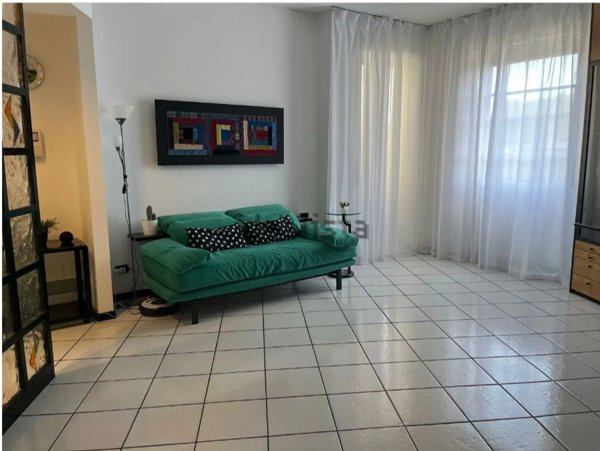 appartamento in affitto a Milano in zona Famagosta