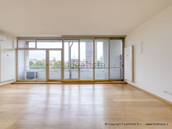 appartamento in affitto a Milano in zona Sant'Ambrogio