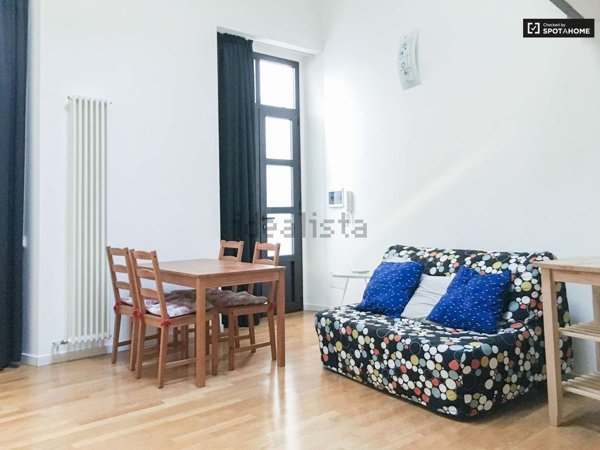 appartamento in affitto a Milano in zona Piazzale Lodi