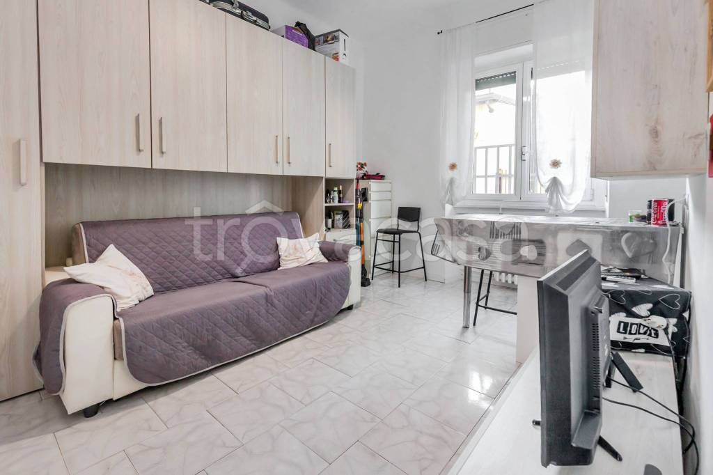 appartamento in affitto a Milano in zona Piazzale Lodi