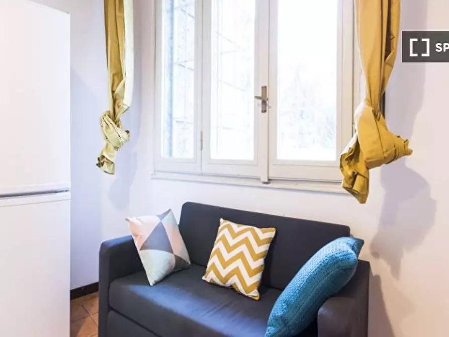 appartamento in affitto a Milano in zona Lorenteggio