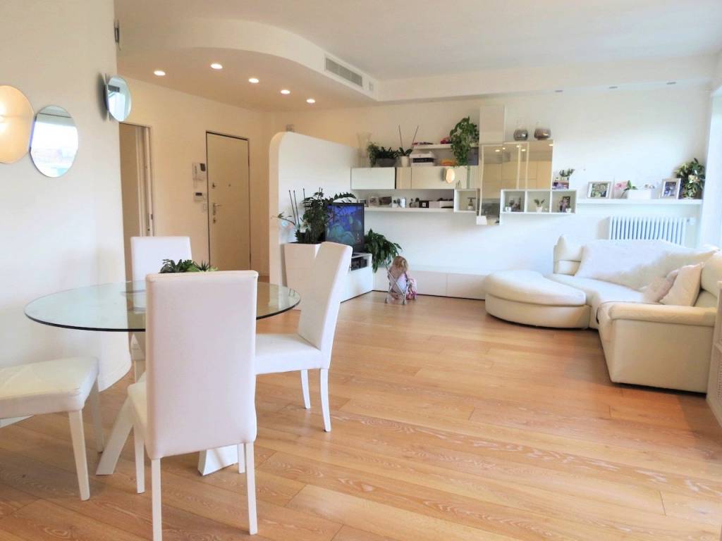 appartamento in affitto a Milano in zona Isola