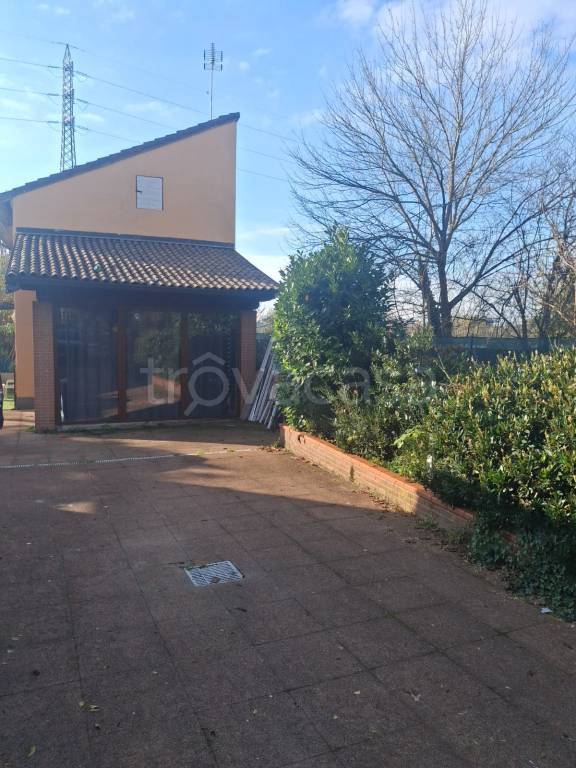 bivano in affitto a Milano in zona Boffalora