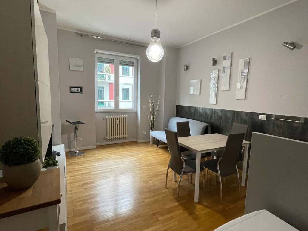 appartamento in affitto a Milano in zona Centro Direzionale