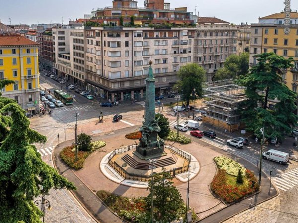 negozio in affitto a Milano in zona XXII Marzo