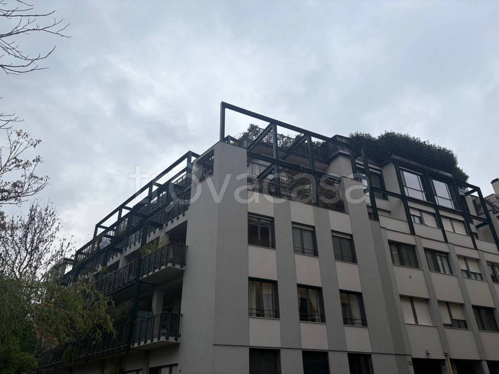 appartamento in affitto a Milano in zona Barona