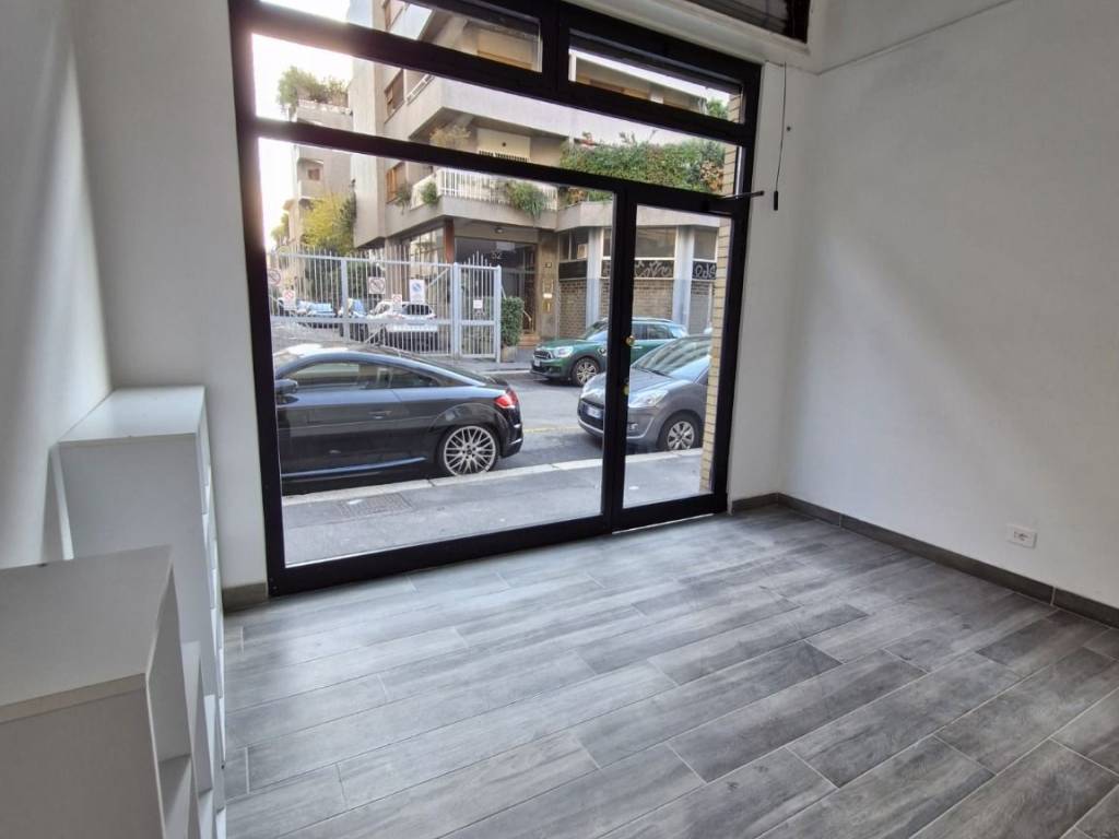 negozio in affitto a Milano in zona Porta Venezia