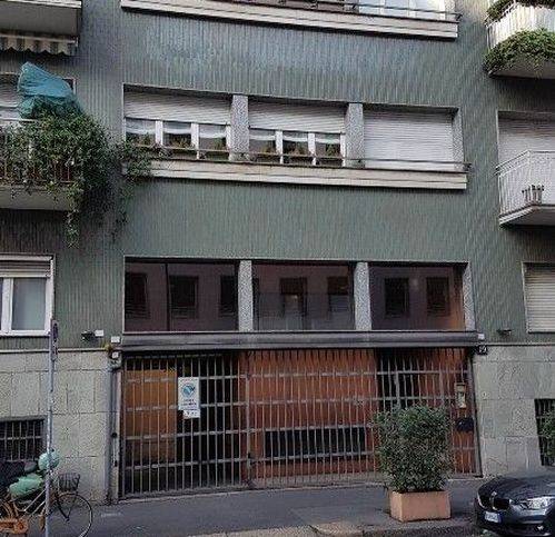 negozio in affitto a Milano in zona Centro Direzionale