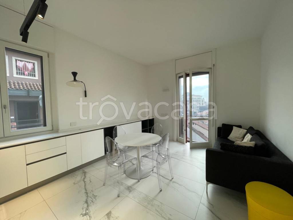 appartamento in affitto a Milano