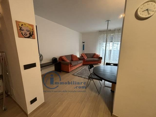 appartamento in affitto a Milano in zona Famagosta