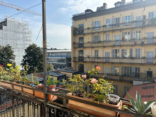 appartamento in affitto a Milano in zona Lorenteggio