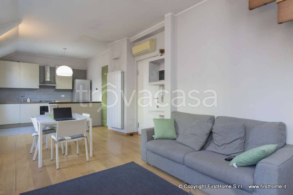 appartamento in affitto a Milano