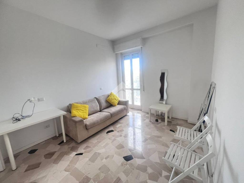 appartamento in affitto a Milano in zona Piazzale Lodi