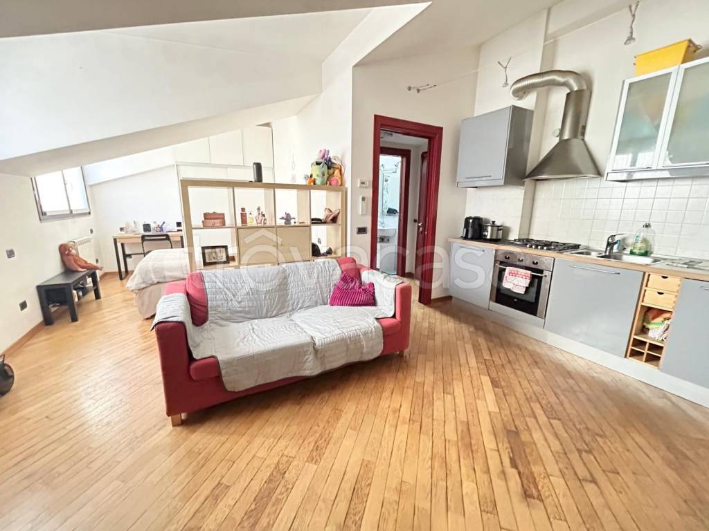 appartamento in affitto a Milano in zona Isola