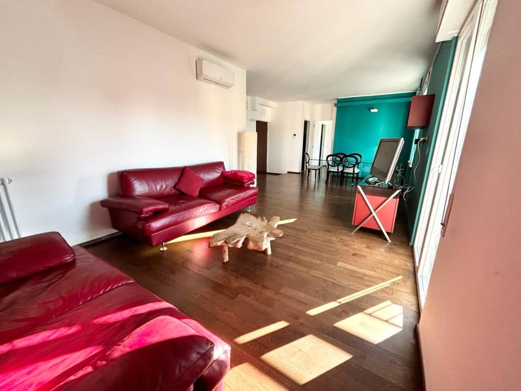 appartamento in affitto a Milano in zona Isola