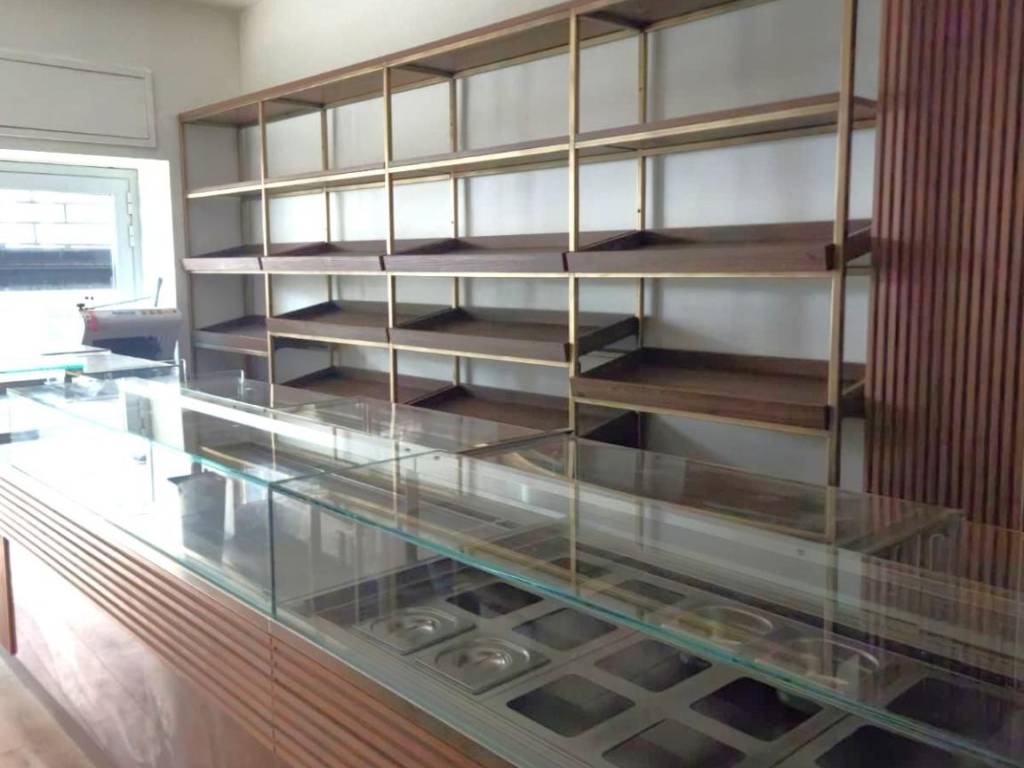 negozio in affitto a Milano in zona Guastalla