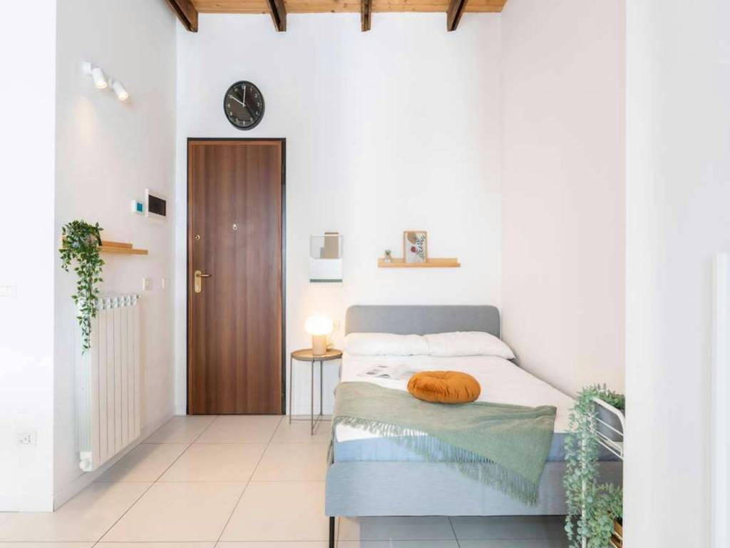 appartamento in affitto a Milano in zona Famagosta