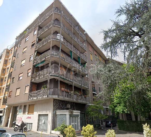 appartamento in affitto a Milano in zona Feltre