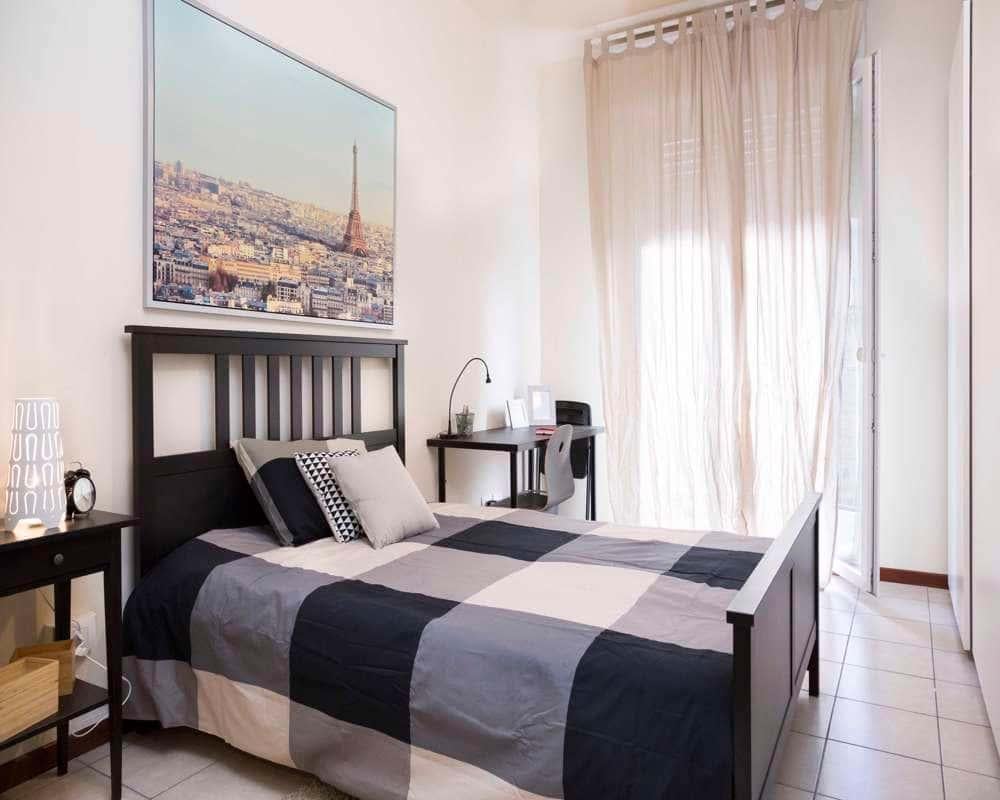 negozio in affitto a Milano in zona Lorenteggio