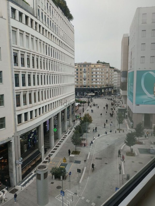 ufficio in affitto a Milano