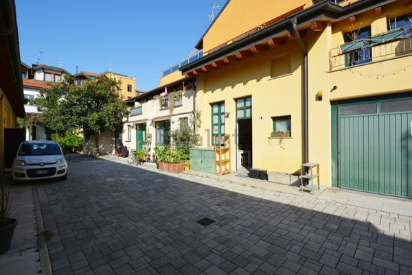 appartamento in affitto a Milano in zona Porta Genova