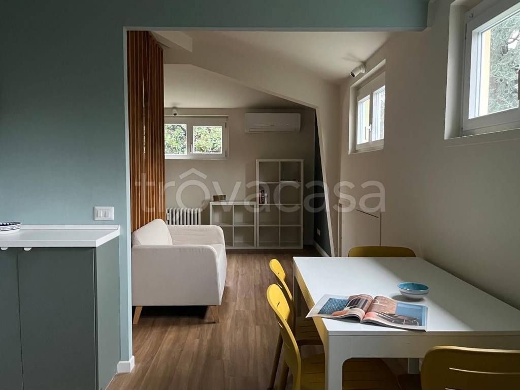 appartamento in affitto a Milano in zona Isola