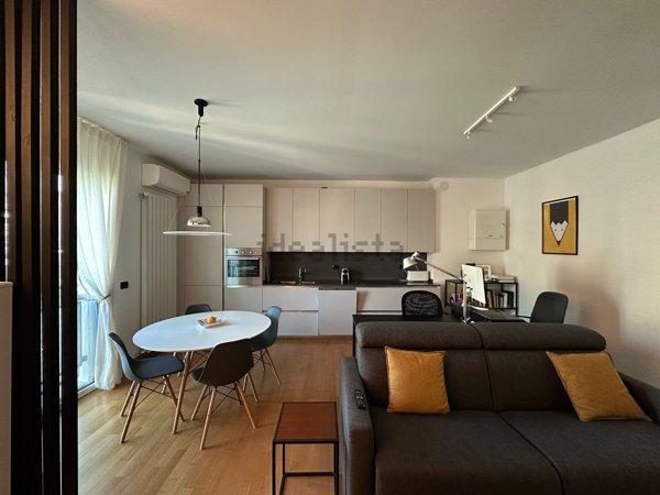 appartamento in affitto a Milano in zona Vigentino