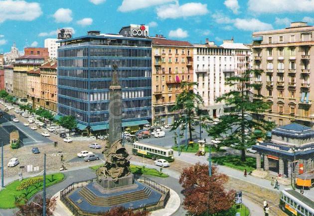 ufficio in affitto a Milano