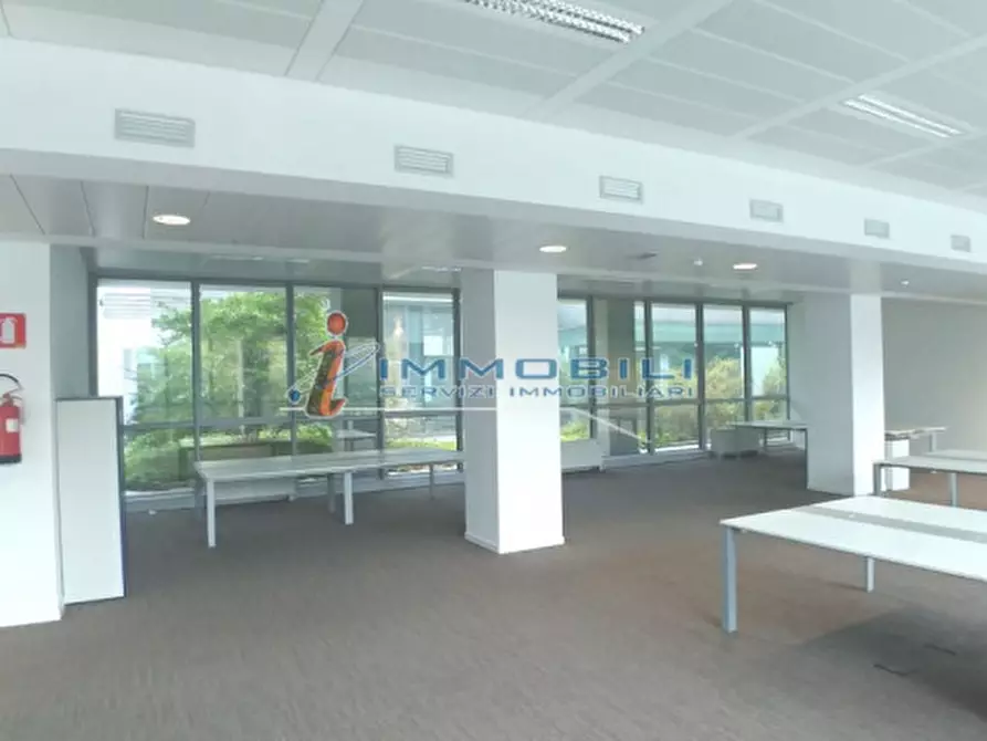 ufficio in affitto a Milano in zona Centro Direzionale