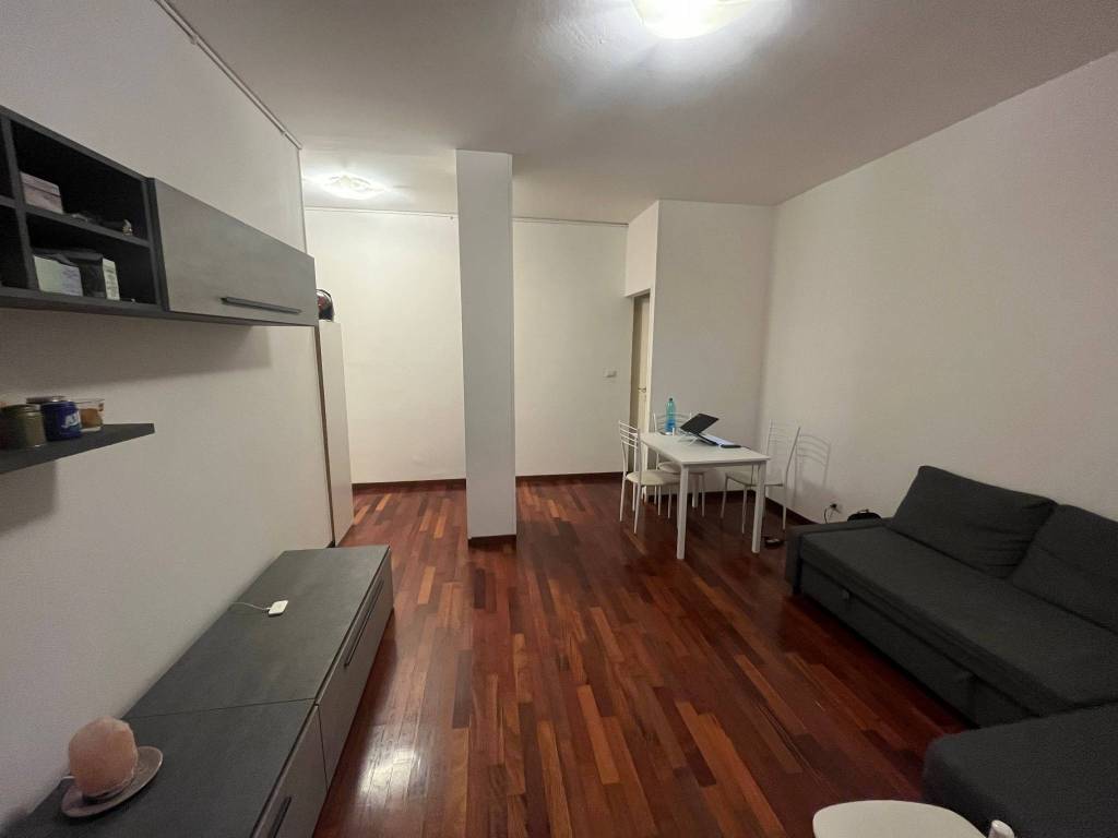 appartamento in affitto a Milano in zona Solari
