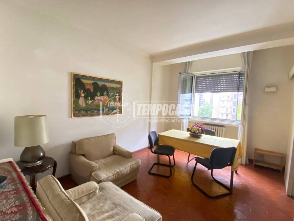 appartamento in affitto a Milano in zona Lorenteggio