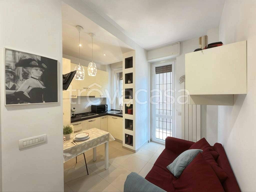 appartamento in affitto a Milano in zona Corvetto