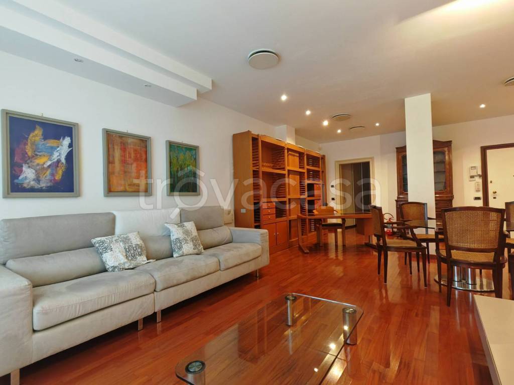 appartamento in affitto a Milano in zona Porta Venezia