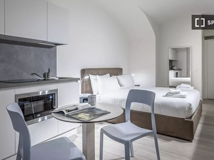 monolocale in affitto a Milano in zona Cadorna