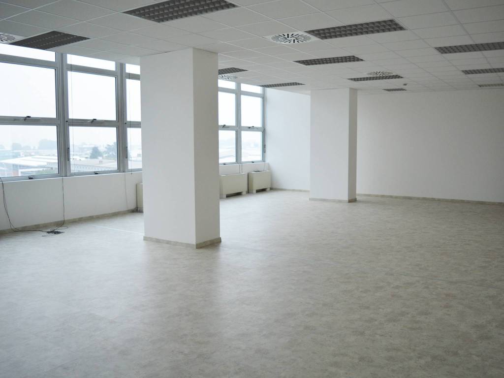 ufficio in affitto a Milano in zona Forlanini