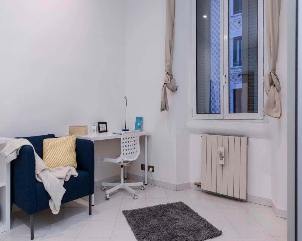 negozio in affitto a Milano in zona Morivione