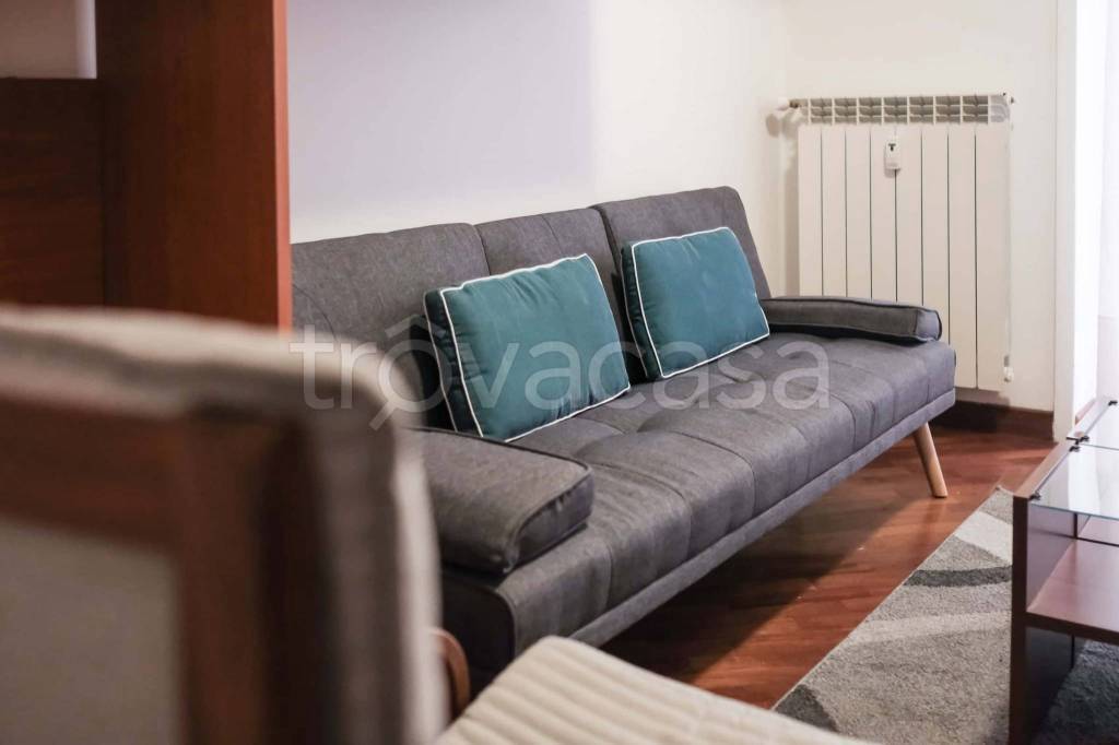 appartamento in affitto a Milano in zona Solari