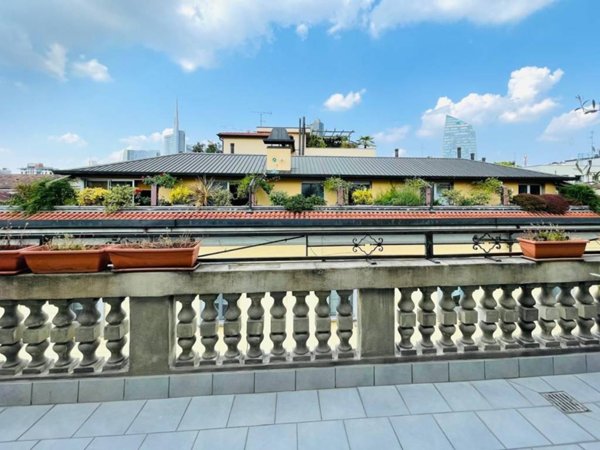 appartamento in affitto a Milano in zona Porta Nuova