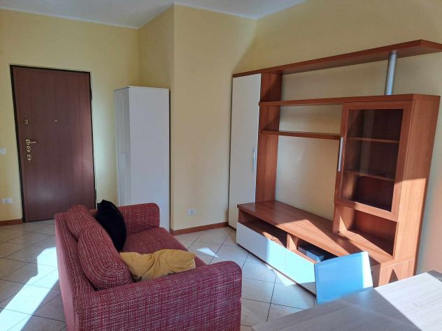 appartamento in affitto a Milano in zona Lorenteggio