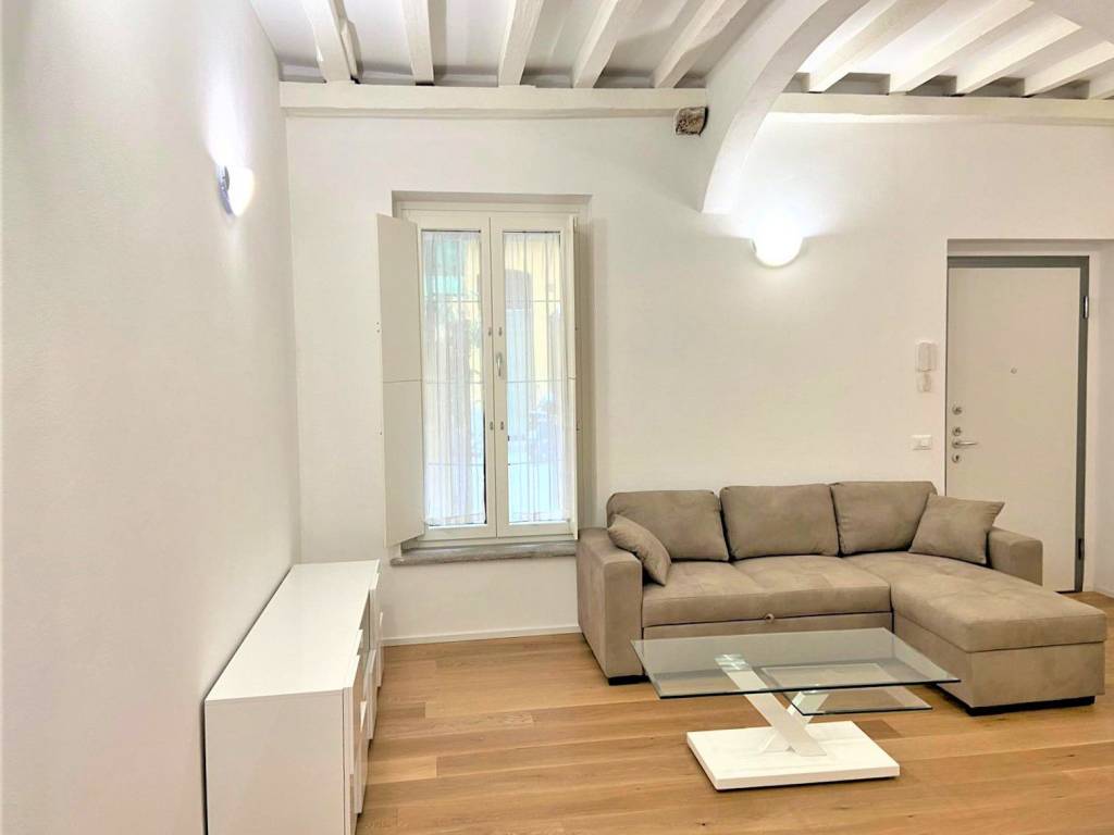 appartamento in affitto a Milano in zona Porta Ticinese