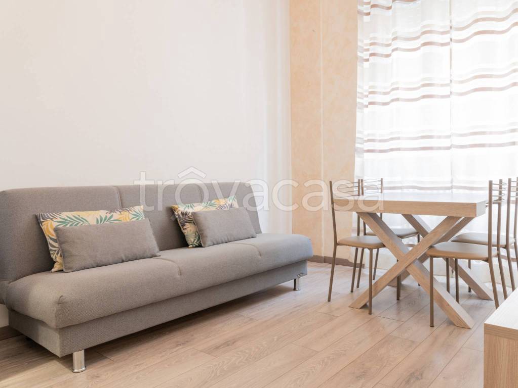 appartamento in affitto a Milano in zona Sant'Ambrogio